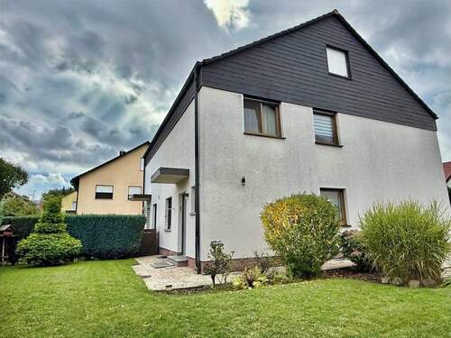 Seitenansicht Doppelhaushälfte - 