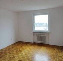 2-Zi.-Wohnung mit Balkon, Aufzug, Stellplatz - ideal für junge Paare - Waldkraiburg