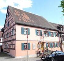 Denkmalgeschütztes Anwesen mit Gastronomie, Wohnungen und Scheune im Stadtzentrum von Herzogenaurach