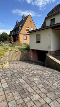 Zufahrt Garage - Doppelhaushälfte mit 131,10 m² in Flöha zum Kaufen