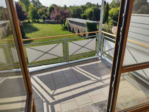WZ 2 mit Balkon zum Garten - 