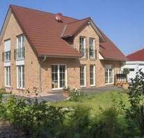Traumhaft nordisch, 3 KiZi, Arbeitszi, auf Ihrem vorh. Grundstück in Schönberg - Baubeginn sofort möglich - Schönberg (Holstein)