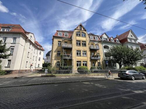 Außenansicht - 3 Zimmer Etagenwohnung zum Kaufen in Erfurt