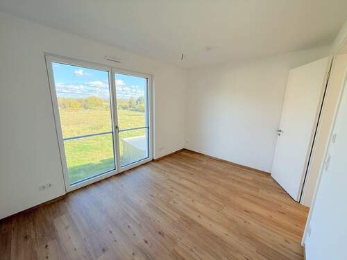 Kind-Büro-Gäste (2) - 