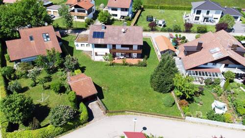 Großzügiges Grundtsück - 7 Zimmer Mehrfamilienhaus, Wohnhaus in Landsberg