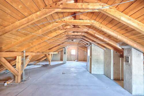 Dachstuhl mit Ausbau Potenzial - 