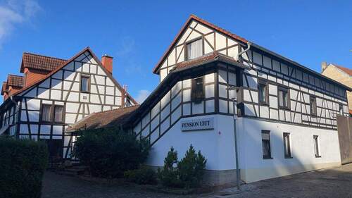 Außenansicht - 1 Zimmer Mehrfamilienhaus, Wohnhaus zum Kaufen in Bad Langensalza OT Aschara