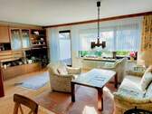 Wohnzimmer - DHH Roter Hügel, 5-6 Zimmer, Garage, Südausrichtung, Essküche, 2 Bäder, Keller, Top gepflegt
