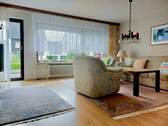 Wohnzimmer - 5 Zimmer Doppelhaushälfte zum Kaufen in Bayreuth