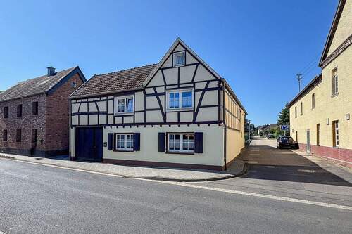 Ansicht - 6 Zimmer Einfamilienhaus zum Kaufen in Weilerswist