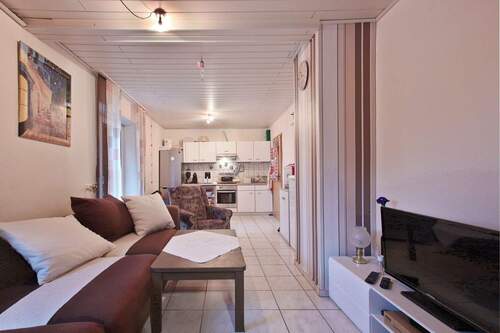 Wohnzimmer + Küche - 