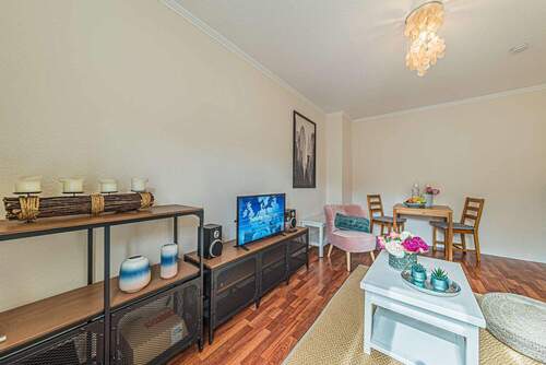 Wohnen - 2 Zimmer Etagenwohnung in Frankfurt am Main