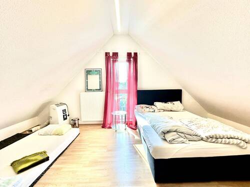 Zusätzlicher Raum auf dem Spitzboden - 