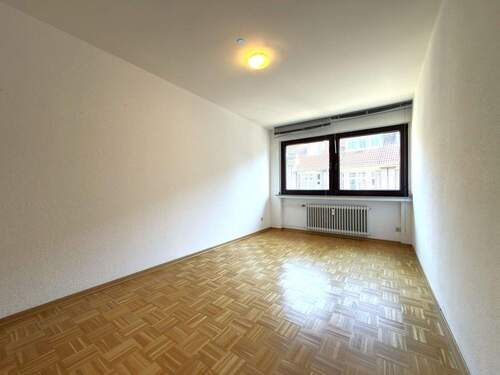 Kinderzimmer / Büro - 