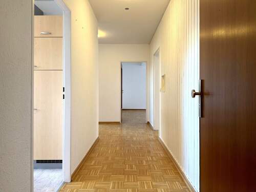 Eingang - 3 Zimmer Etagenwohnung zur Miete in Krefeld