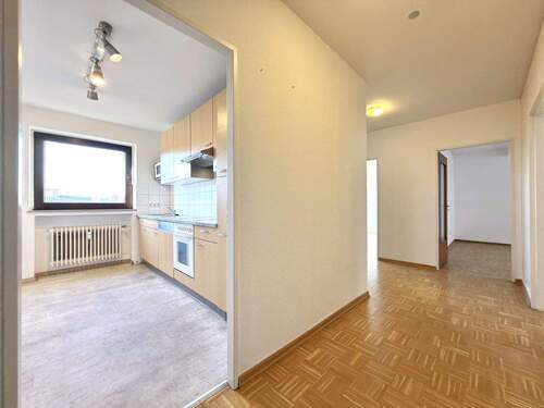 Diele & Küche - 3 Zimmer Etagenwohnung in Krefeld