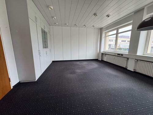 Büroraum 1 - Büro mit 150,00 m&sup2; in Hachenburg zur Miete