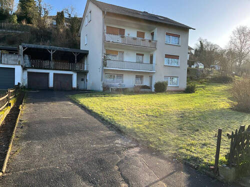 Titelbild - Zweifamilienhaus in ruhiger, zentraler Lage von Sontra mit Ausbaupotenzial! (MA-1020-46)