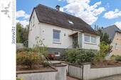 004 - Straßenansicht - Einfamilienhaus mit 128,00 m&sup2; in Bielefeld zum Kaufen