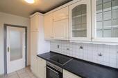 Küche - Einziehen & Ausblick genießen - Renovierte 2-Zimmer-Wohnung mit Fernsicht auf Erbbaugrund