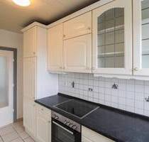Einziehen & Ausblick genießen - Renovierte 2-Zimmer-Wohnung mit Fernsicht auf Erbbaugrund - Lübeck St. Lorenz Nord