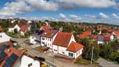 Wohn-und Geschäftsgebäude - 6 Zimmer Mehrfamilienhaus, Wohnhaus in Römerstein / Zainingen