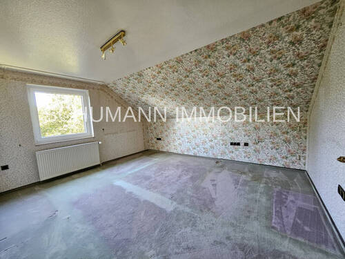 Schlafzimmer - Etagenwohnung mit 125,40 m² in Wilhelmshaven zum Kaufen