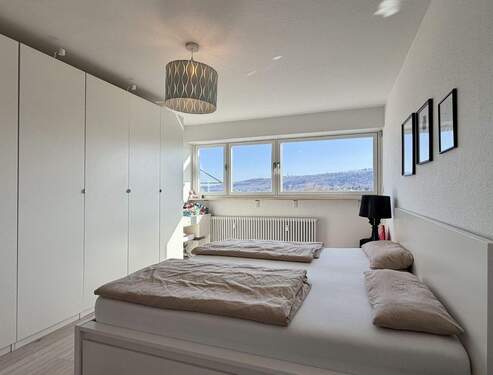 Schlafzimmer - 4 Zimmer Etagenwohnung in Ettlingen