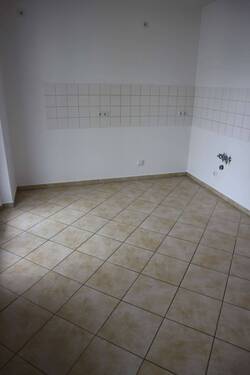 Küche - 2 Zimmer Etagenwohnung zur Miete in Chemnitz