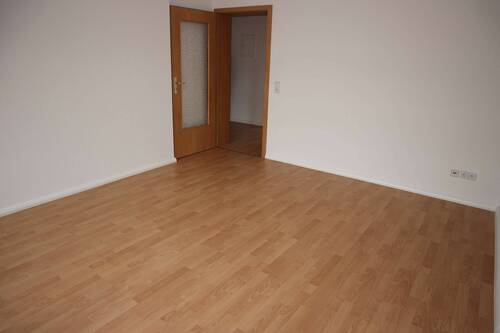 Wohnzimmer - 2 Zimmer Etagenwohnung in Chemnitz