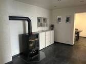 7 Flur mit Holzofen.jpg - 