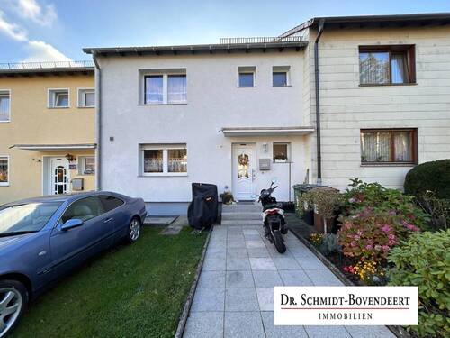 Logo1 - Reihenmittelhaus mit attraktiver Raumaufteilung und hübschem Garten in Rennerod. Derzeit vermietet!