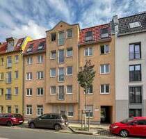 Zukunftssicher und langfristig für Anleger: Vermietete, gepflegte Etagenwohnung in Pieschen - Dresden Pieschen-Süd