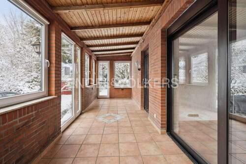 Windfang (Anbau) - 6 Zimmer Doppelhaushälfte zum Kaufen in Lütjensee