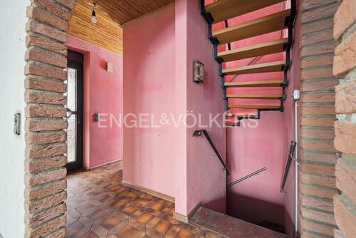 Flur im Erdgeschoss (Anbau) - 6 Zimmer Doppelhaushälfte in Lütjensee