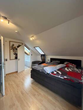 Schlafzimmer - 5 Zimmer Etagenwohnung in Altdorf