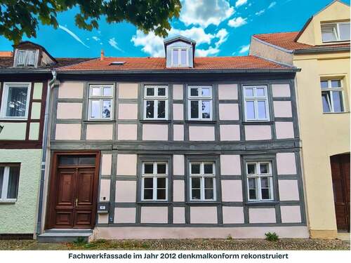 Frontansicht Stadthaus Nauen.jpeg - 4 Zimmer Mehrfamilienhaus, Wohnhaus zum Kaufen in Nauen
