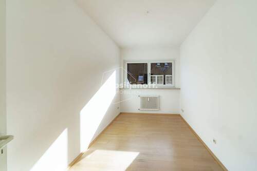 Zimmer III (Schlafen/Kind/Gast/Büro) - 