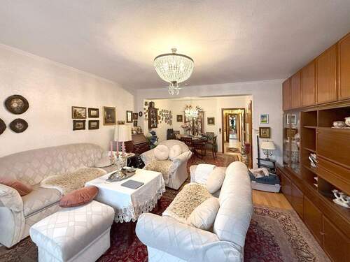 EG Wohnen Essen - Reihenmittelhaus mit 120,00 m&sup2; in Bremen zum Kaufen