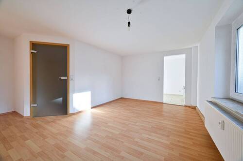 Wohnzimmer 2-2 - Etagenwohnung mit 58,00 m² in Annaberg-Buchholz zur Miete