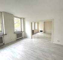 Helle und geräumige 4-Zimmer-Wohnung in zentraler Lage - Bochum Innenstadt