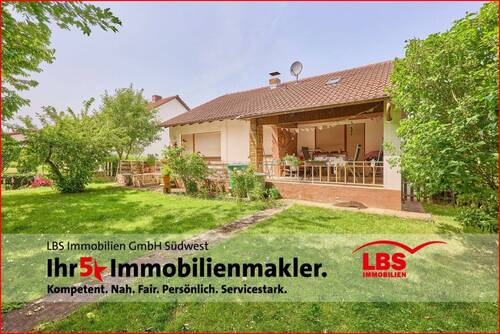 Garten mit Terrasse - 3 Zimmer Einfamilienhaus in Dreisen