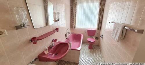 Blick in das Wannenbad - 