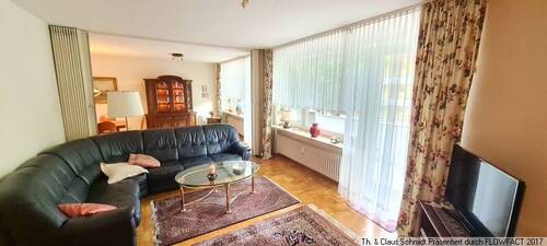 Das grosse Wohn- und Esszimmer - 3 Zimmer Etagenwohnung zum Kaufen in Oldenburg