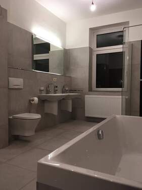 19_c446ec26-8c0c-4f9f-b15a-964ee06c2ce4.JPG - 