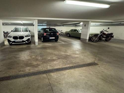 Tiefgarage - 