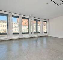 Repräsentative Gewerbeeinheit am Theresienplatz - 145?m² im 1. OG mit Aufzug - Straubing
