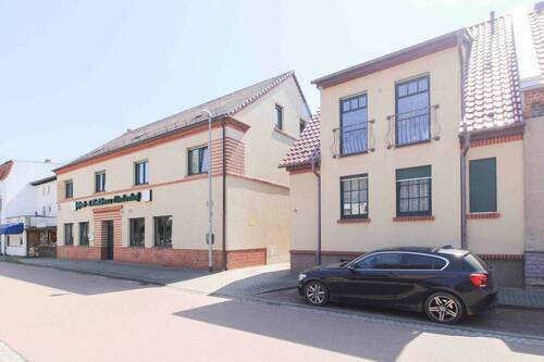 Frontansicht Haus 1+2 - 2 Immobilien mit Top-Potenzial zur flexiblen Nutzung in Lutherstadt Wittenberg-Pratau
