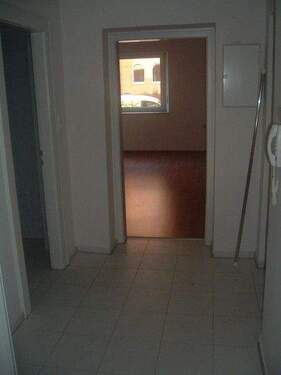 Flur - 1 Zimmer Etagenwohnung zur Miete in Nürnberg