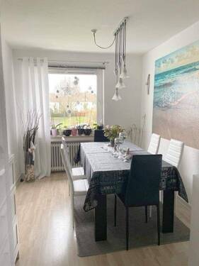 Beispiel -Eßbereich in der Diele - 